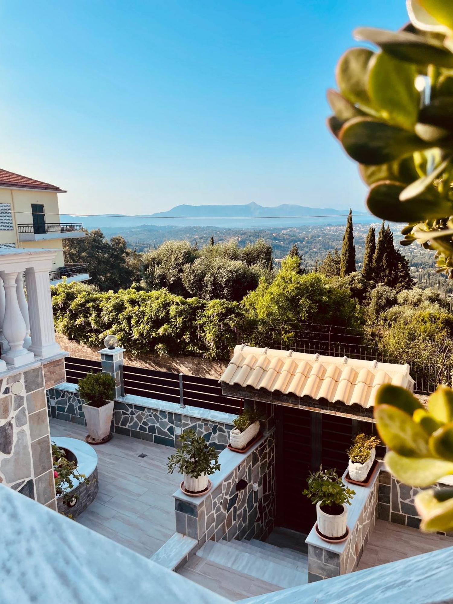 Iris Luxury House Agioi Deka (Corfu) Exterior foto